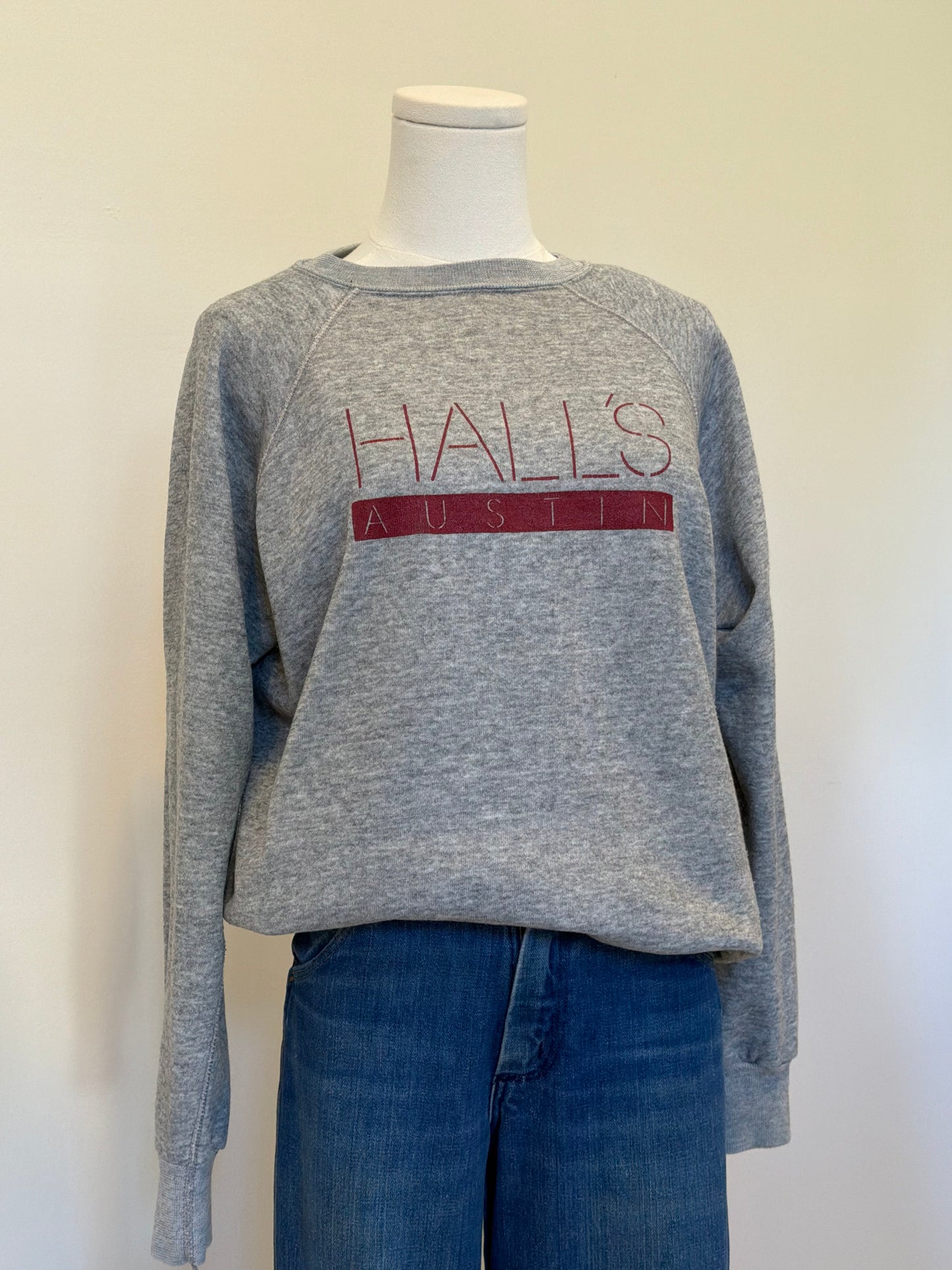 Vintage Hall’s Austin Raglan Sweatshirt size : Small
